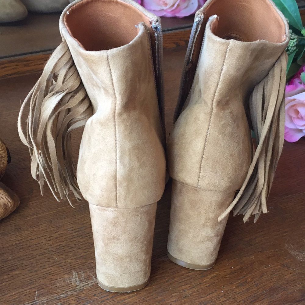 NY&C Fringe Heeled Booties - Picture 7 of 10